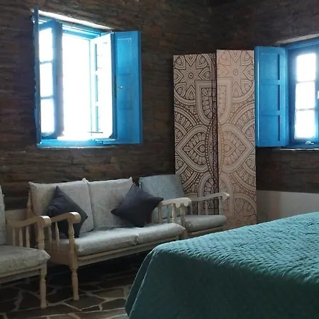 Kalamonari Nature House, Cycladic Wilderness Hébergement de vacances Rogon