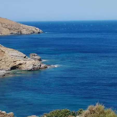 Kalamonari Nature House, Cycladic Wilderness *