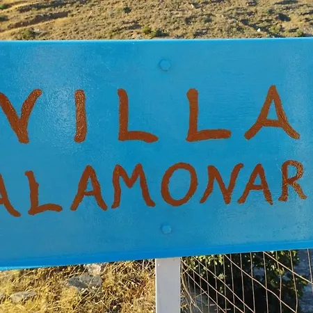 Kalamonari Nature House, Cycladic Wilderness Hébergement de vacances *