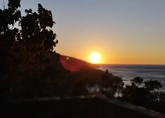 Kalamonari Nature House, Cycladic Wilderness *