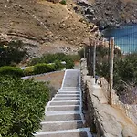 Kalamonari Nature House, Cycladic Wilderness