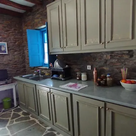 Kalamonari Nature House, Cycladic Wilderness * Rogon