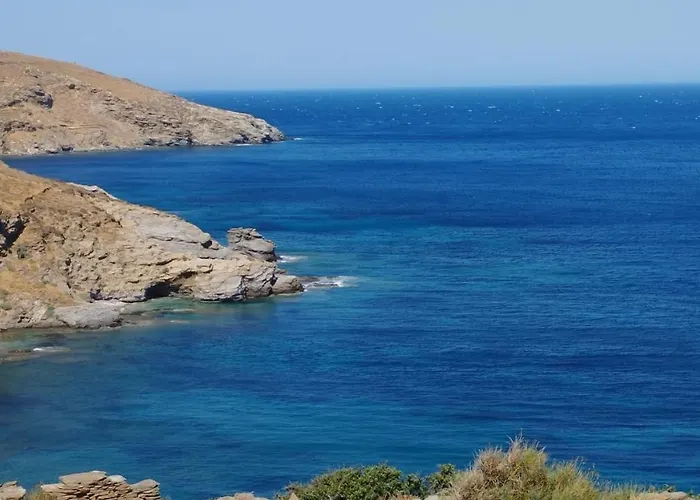 Kalamonari Nature House, Cycladic Wilderness *